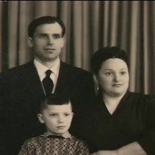1962 рік. Людмила з чоловіком та сином.
