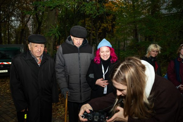 Uliana Ustinova at the unveiling ceremony of the Stumbling Stone in honour of Mariia Rozhnovska